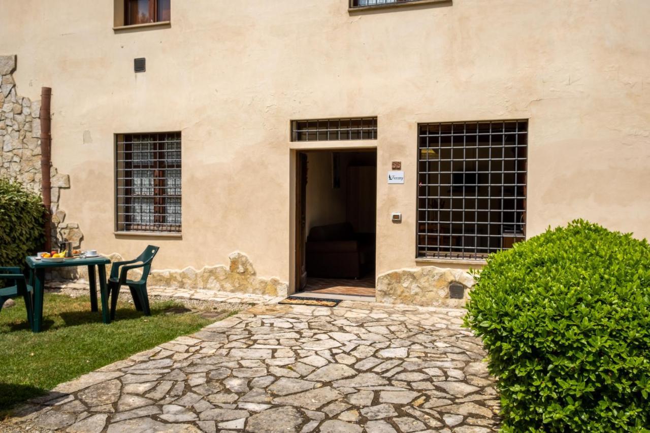 Tuscany Country Apartments Gambassi Terme Exterior photo