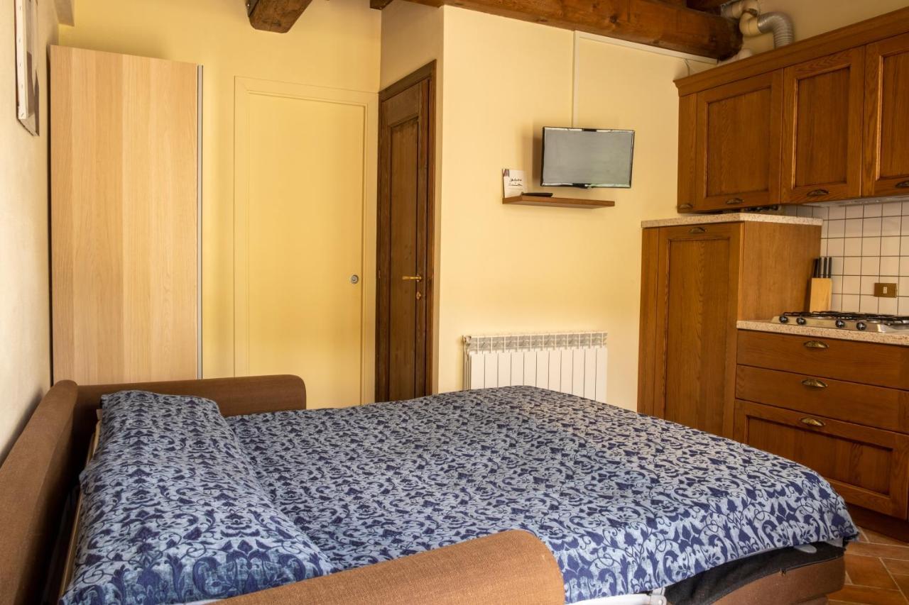 Tuscany Country Apartments Gambassi Terme Exterior photo