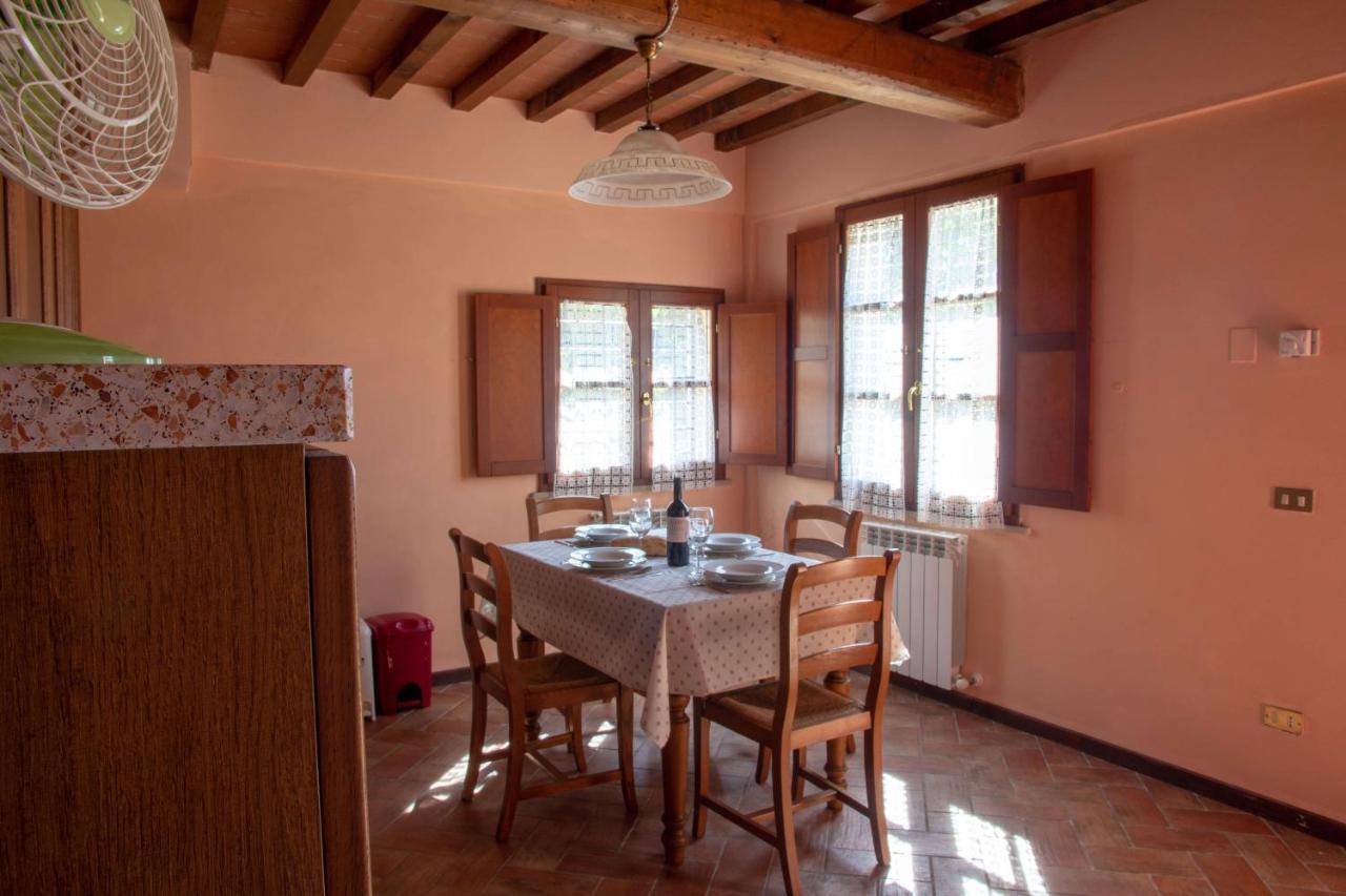 Tuscany Country Apartments Gambassi Terme Exterior photo