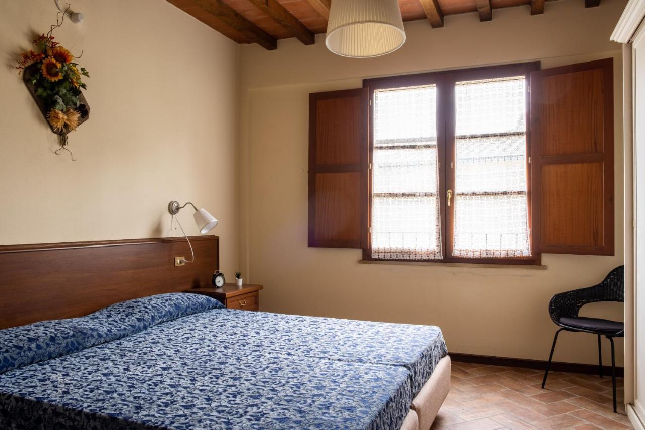 Tuscany Country Apartments Gambassi Terme Exterior photo